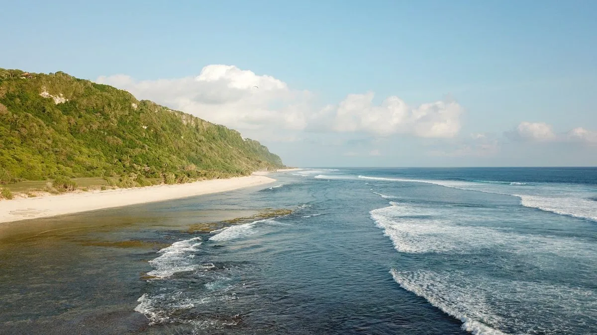 British Tourist Drowns in Bali After Being Swept Away by Rip Current