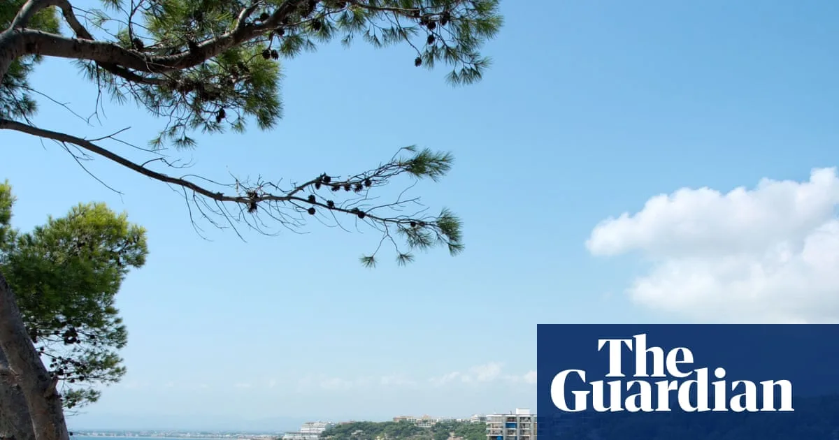 British Brother and Sister Drown Off Spanish Beach