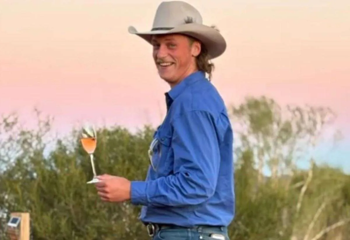Thousands Raised for Grieving Mother After British Man Dies in Kangaroo Island Crash