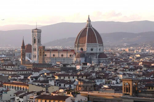 British Tourist Detained in Italy Over Hantavirus Flight