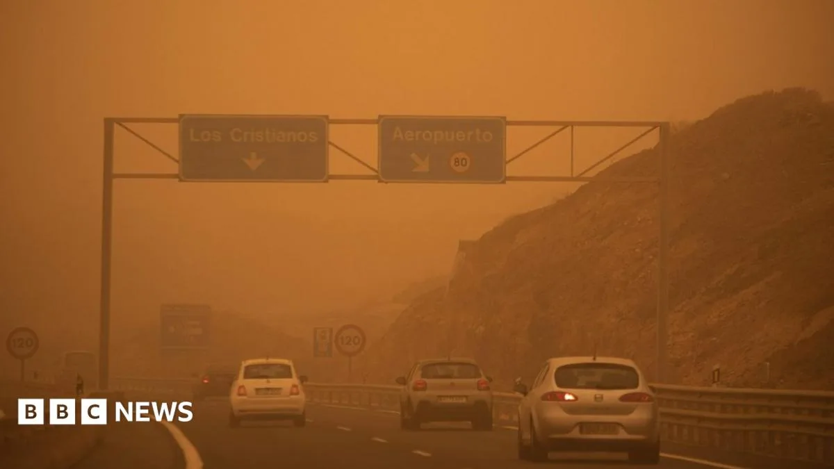 Jet2 Passengers Return from Tenerife Without Luggage After Sandstorm
