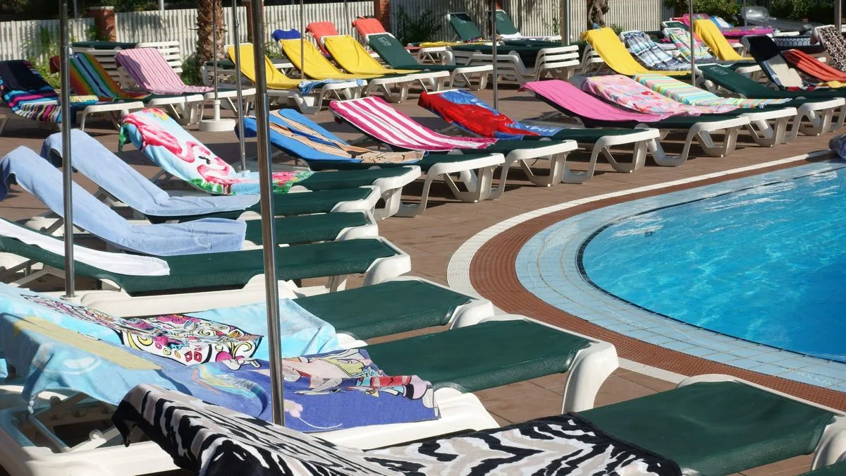 Brits Face €250 Fines for Reserving Sunbeds in Spain