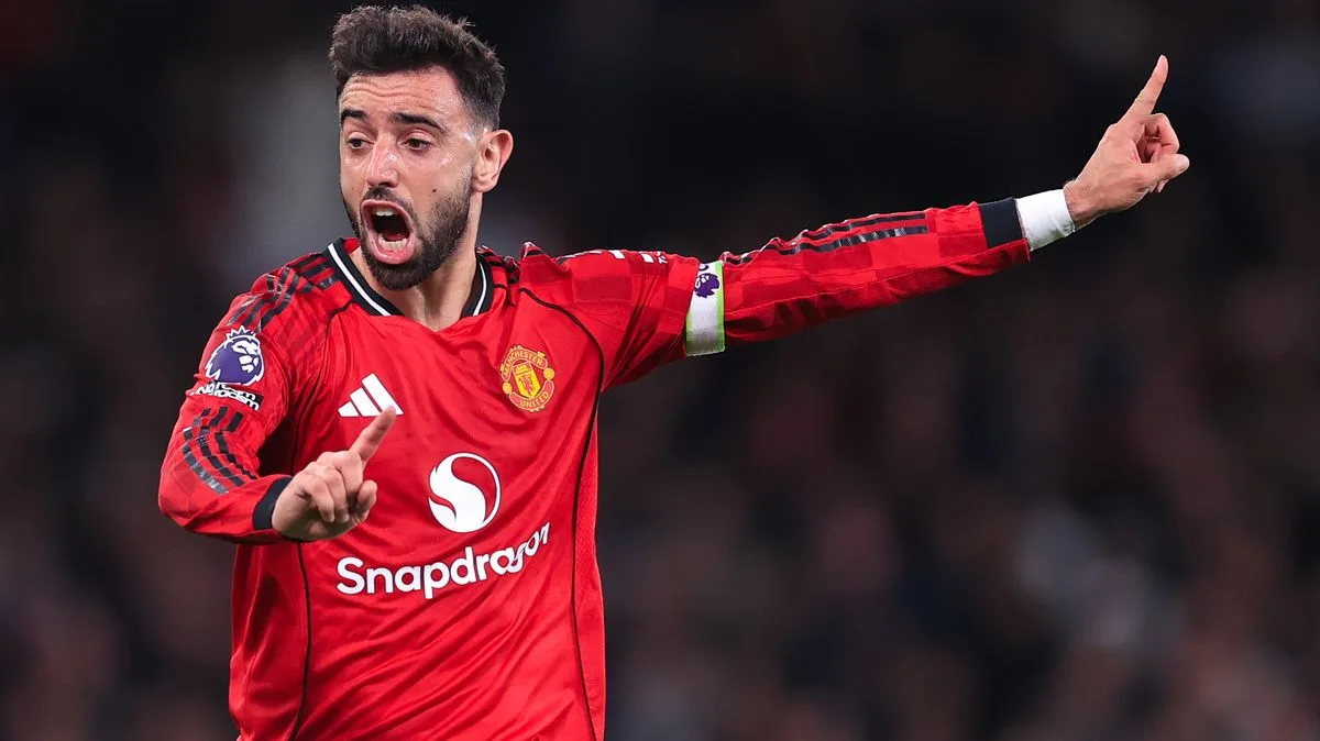 Bruno Fernandes Furious Over Missed Red Card In Man Utd Win