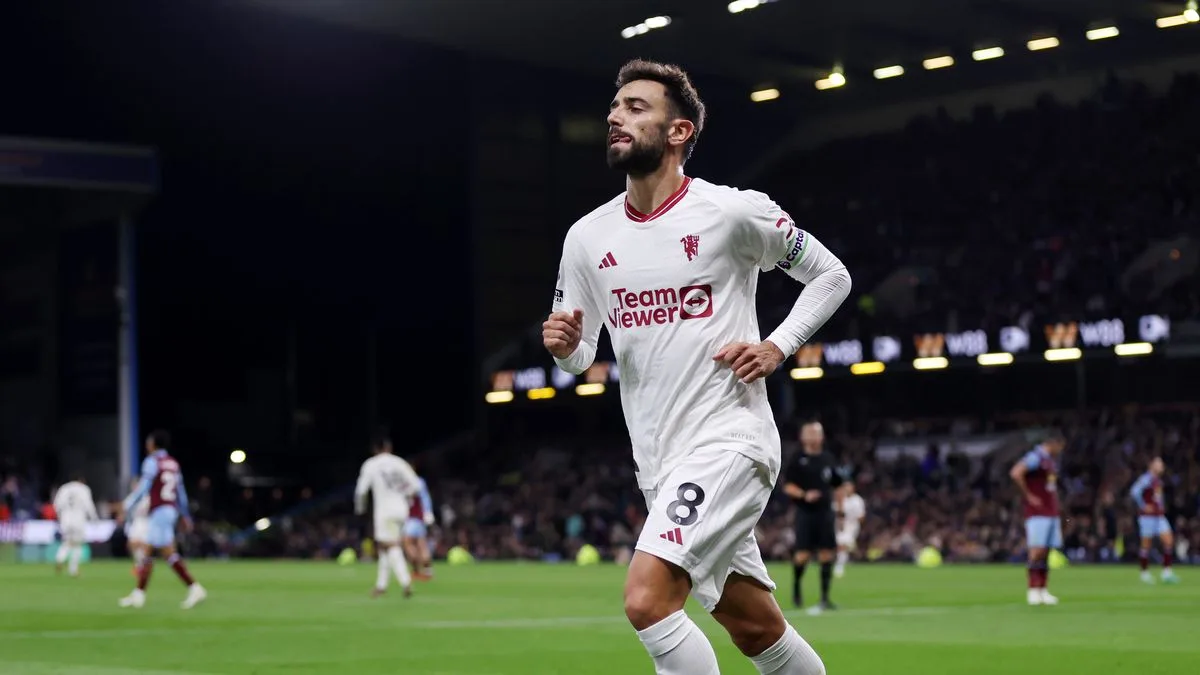 Bruno Fernandes equals Premier League record with Goal of the Month hat-trick