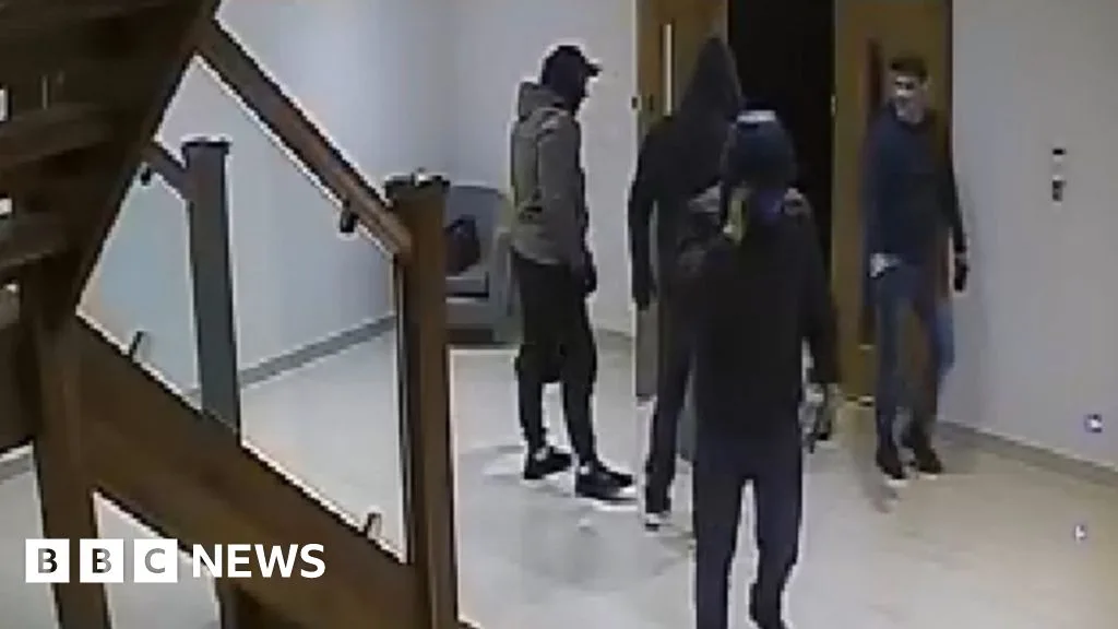 Police Hunt Gang After Terrifying Home Invasion in Chislehurst