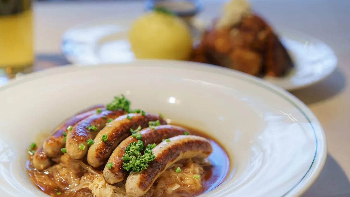 Butchers Recommend Oven-Baking Sausages for Juicier Results