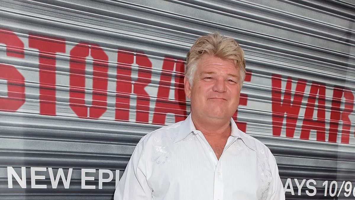 Treasure Hunter Finds £5.5 Million in Storage Unit Bought for £370