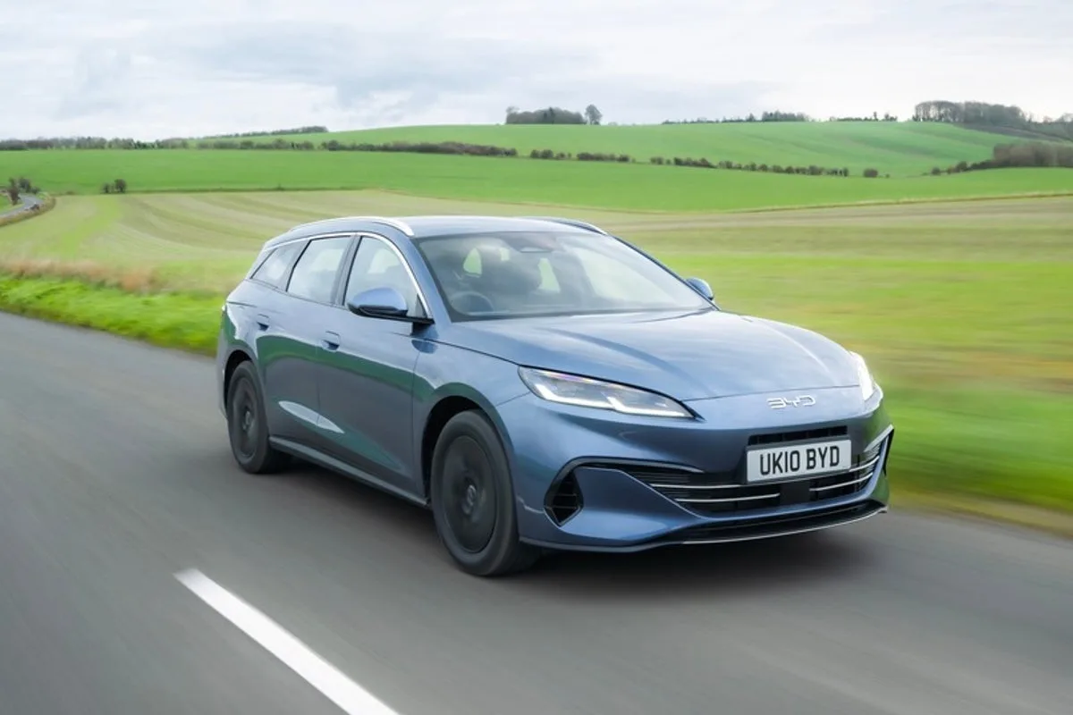 BYD Seal 6 DM-i Review: 935-Mile Hybrid Range Tested