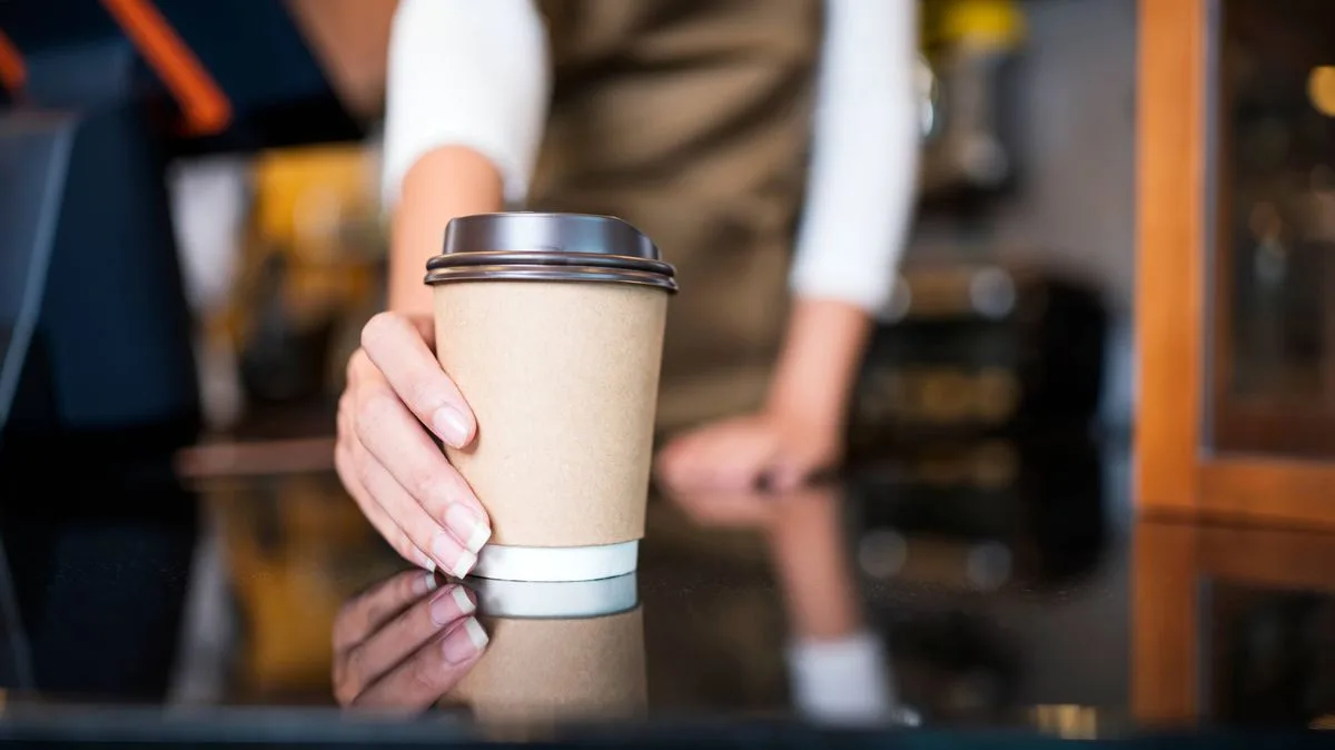London Cafe Faces Backlash Over 'Outrageous' Rule That Left Couple 'Humiliated'