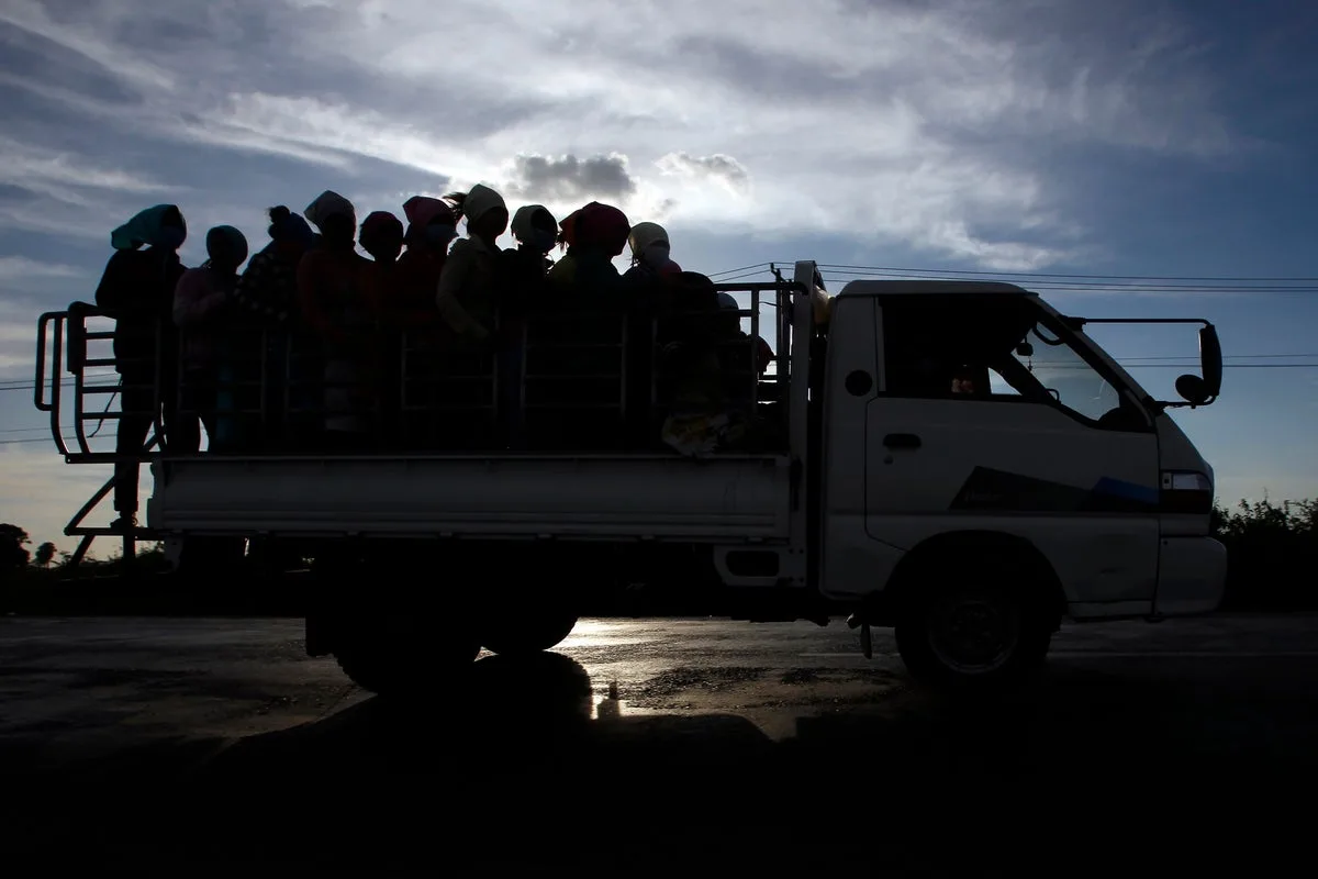 Cambodia Garment Workers Die In Two Crashes 14 Killed
