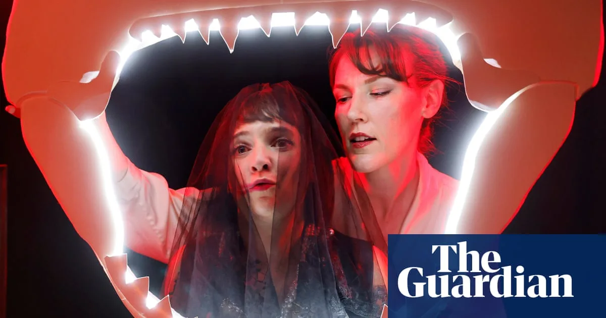 Can Theatre Really Scare Us? A Horror Marathon Test