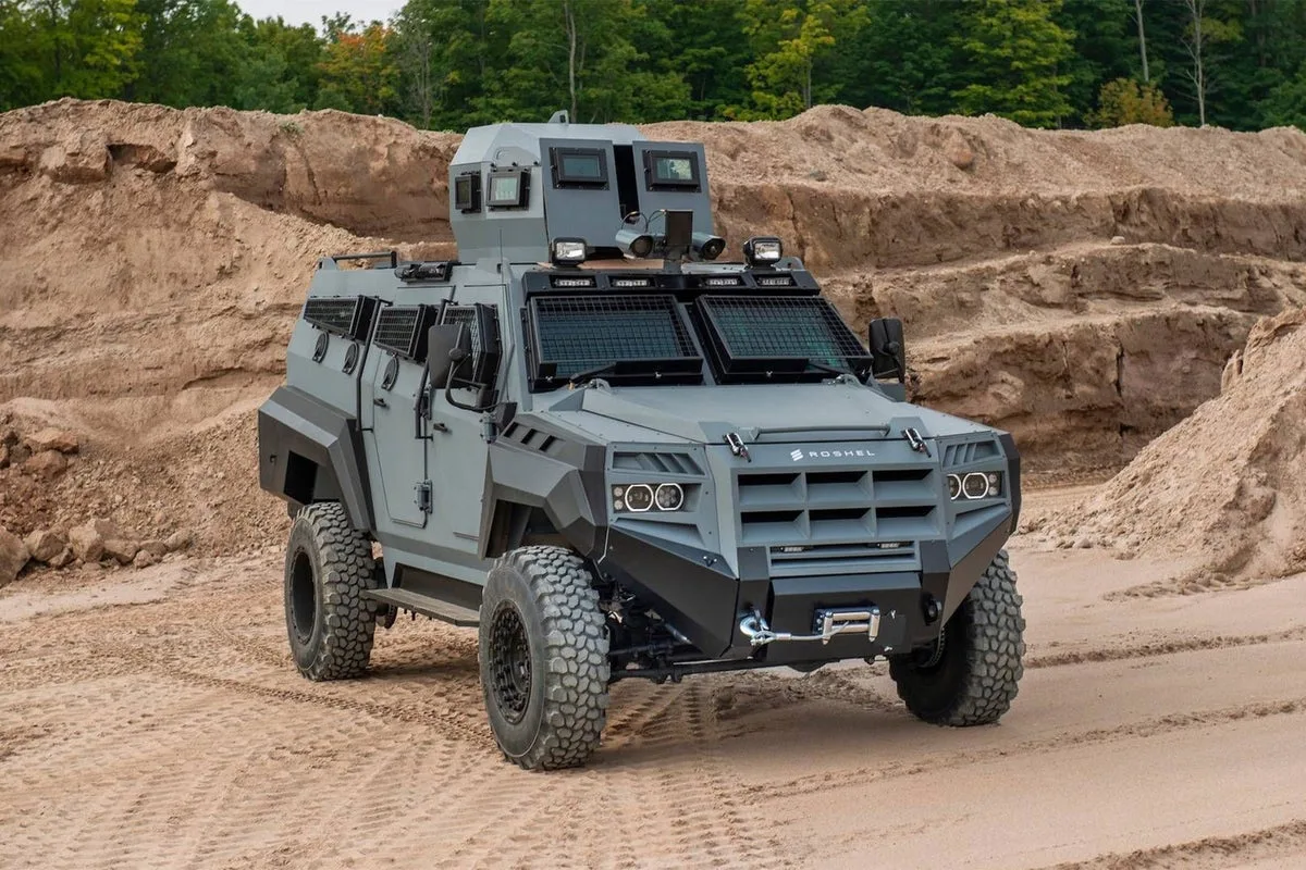 Canadian MPs Seek to Block Armoured Vehicle Sale to US ICE