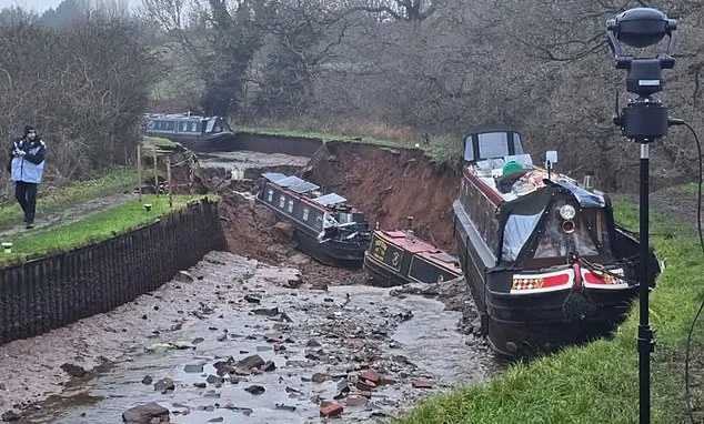 Major Incident Declared After Sinkhole Opens in Shropshire Canal