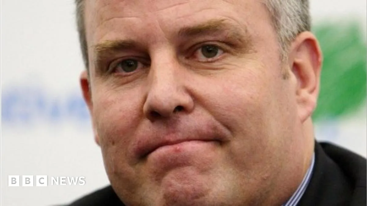 Welsh Conservative Leader Faces Crisis After Shadow Cabinet Sackings
