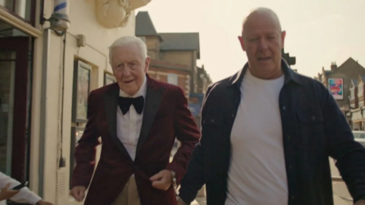 Channel 4 Handcuffed Show Erupts As Baronet Quits