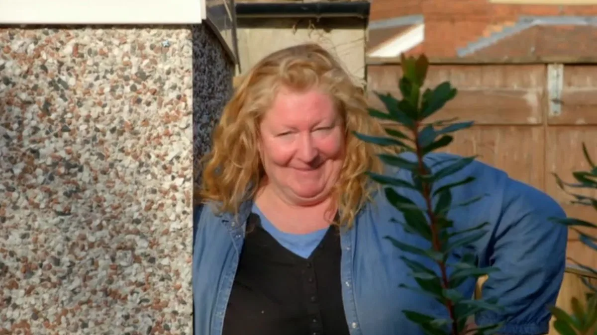 Charlie Dimmock Returns to BBC Garden Rescue