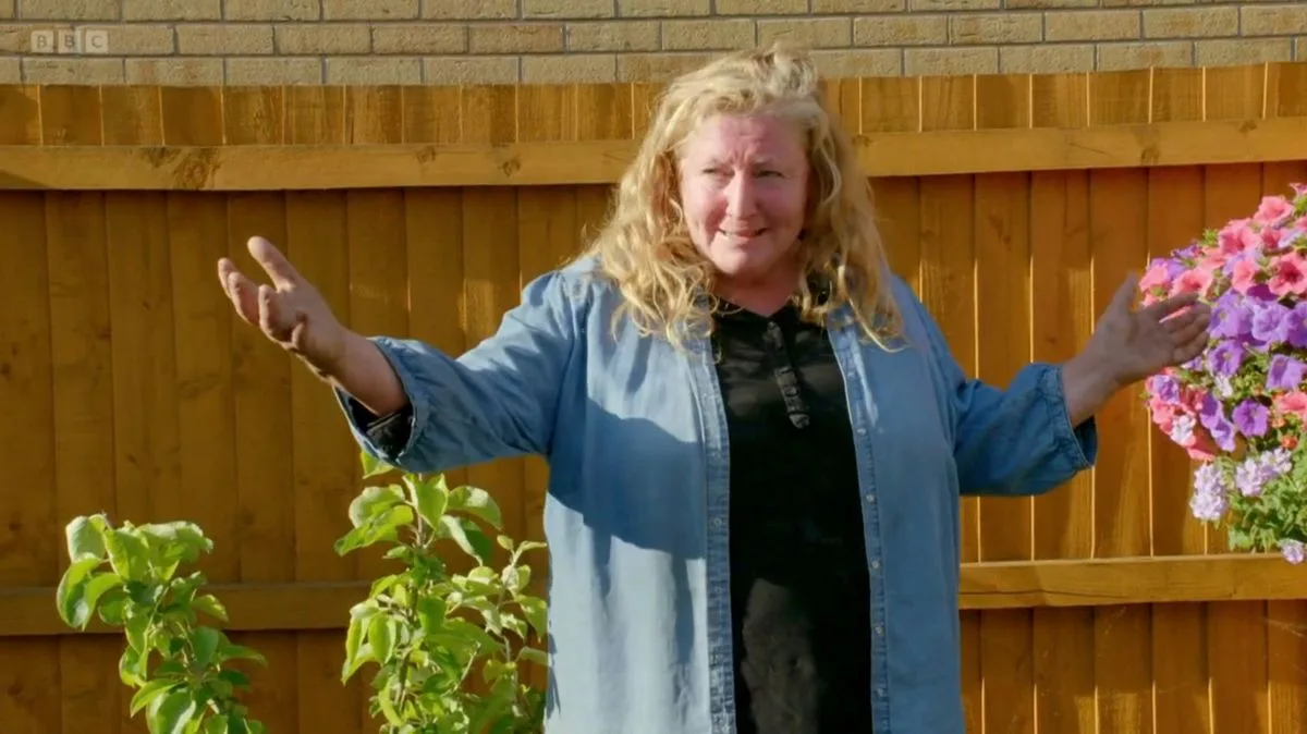 Charlie Dimmock's New Forest Village Life Where Homes Average £468k