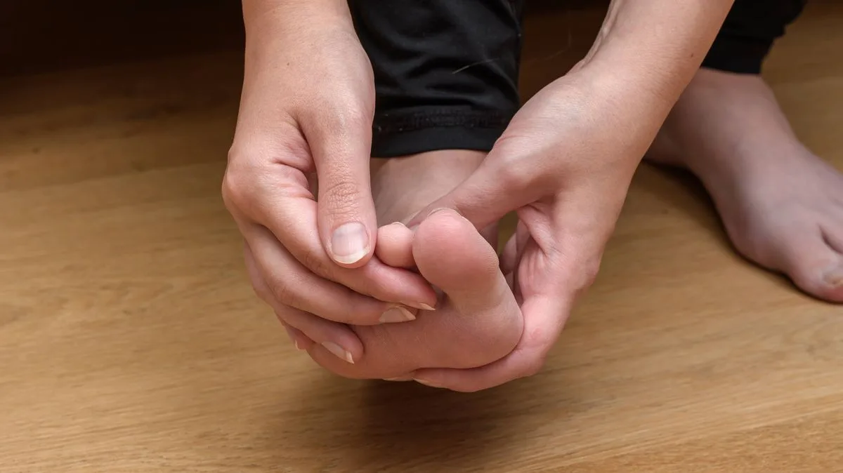 Check Your Feet for a Subtle Sign of Liver Disease, Experts Urge