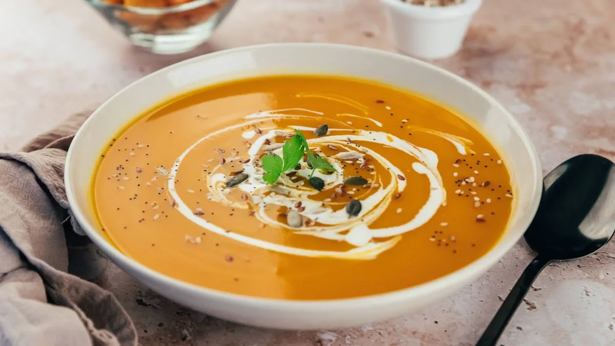 Chefs Reveal Secret Ingredient for Perfectly Thick Soup – No Flour Needed