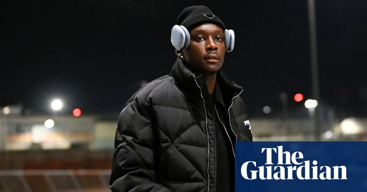 Chelsea and Manchester United in Transfer Battle for Kolo Muani