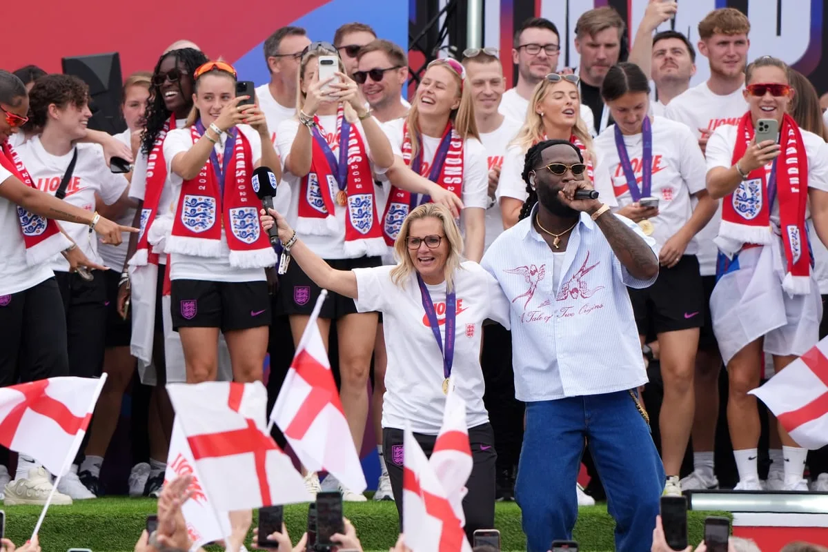 Chloe Kelly F-Bomb and Sarina Wiegman Duet Highlight Lionesses Victory Parade