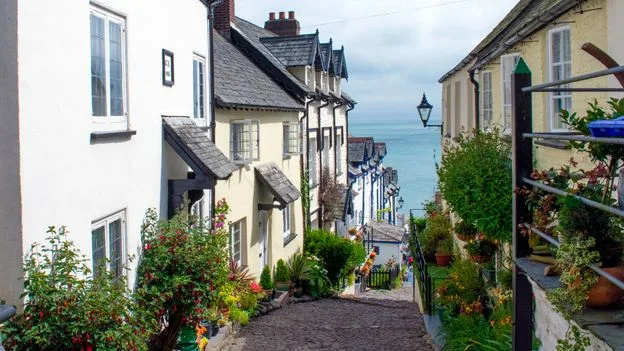 Clovelly: The £8.50 Entrance Fee Village Stuck in the 1950s