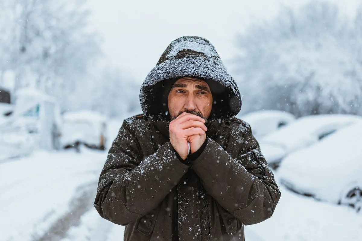 Cold Hands in Winter: When to Worry About Your Health