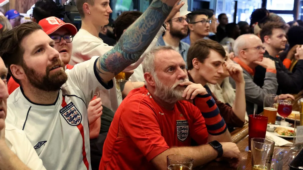 England Fans Face Mandatory 20% Tips on Food and Drinks at World Cup