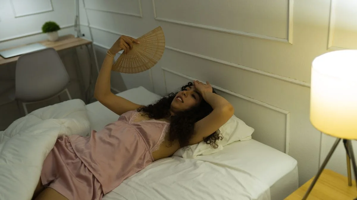 Cool Your Bedroom Without a Fan Using a Simple Towel Trick