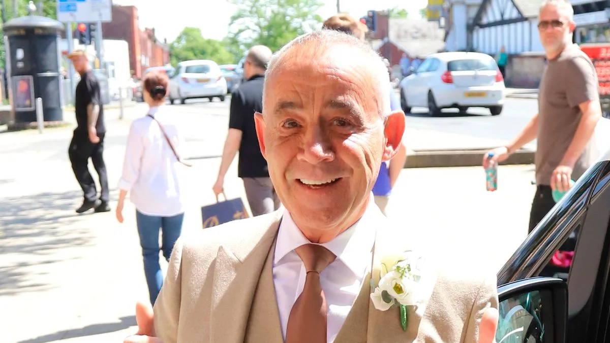 Coronation Street Star Michael Le Vell Marries Partner Louise Gibbons