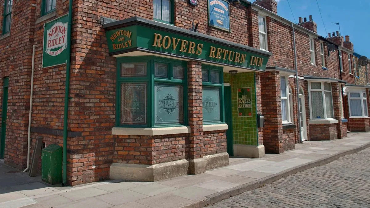 Coronation Street's Simon Barlow to Exit After 21 Years