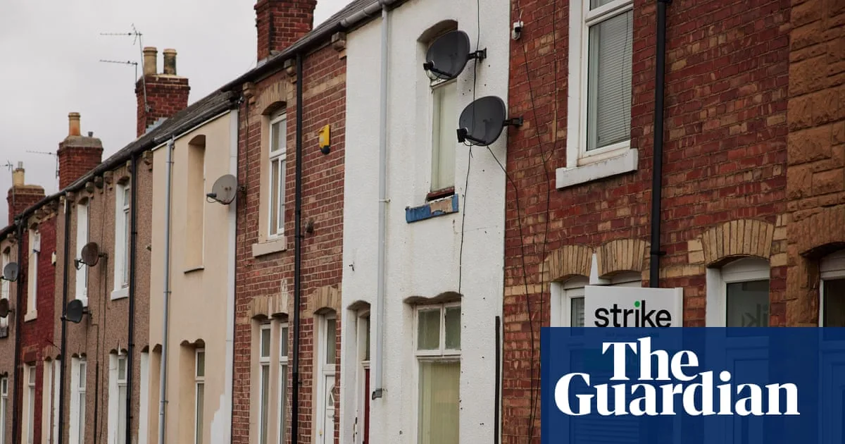 Ministers Consider Ban on London Councils Moving Homeless Families Far Away