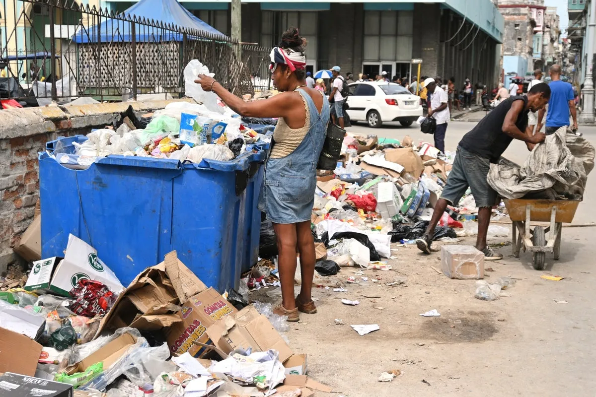 Cuban minister resigns after denying beggars exist in country
