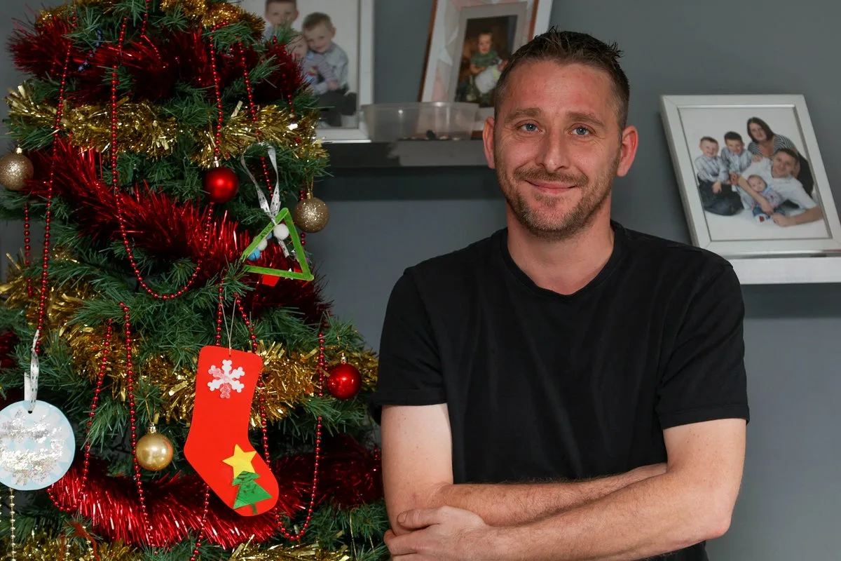 Terminally Ill Father Whose Early Christmas Party Went Viral Dies