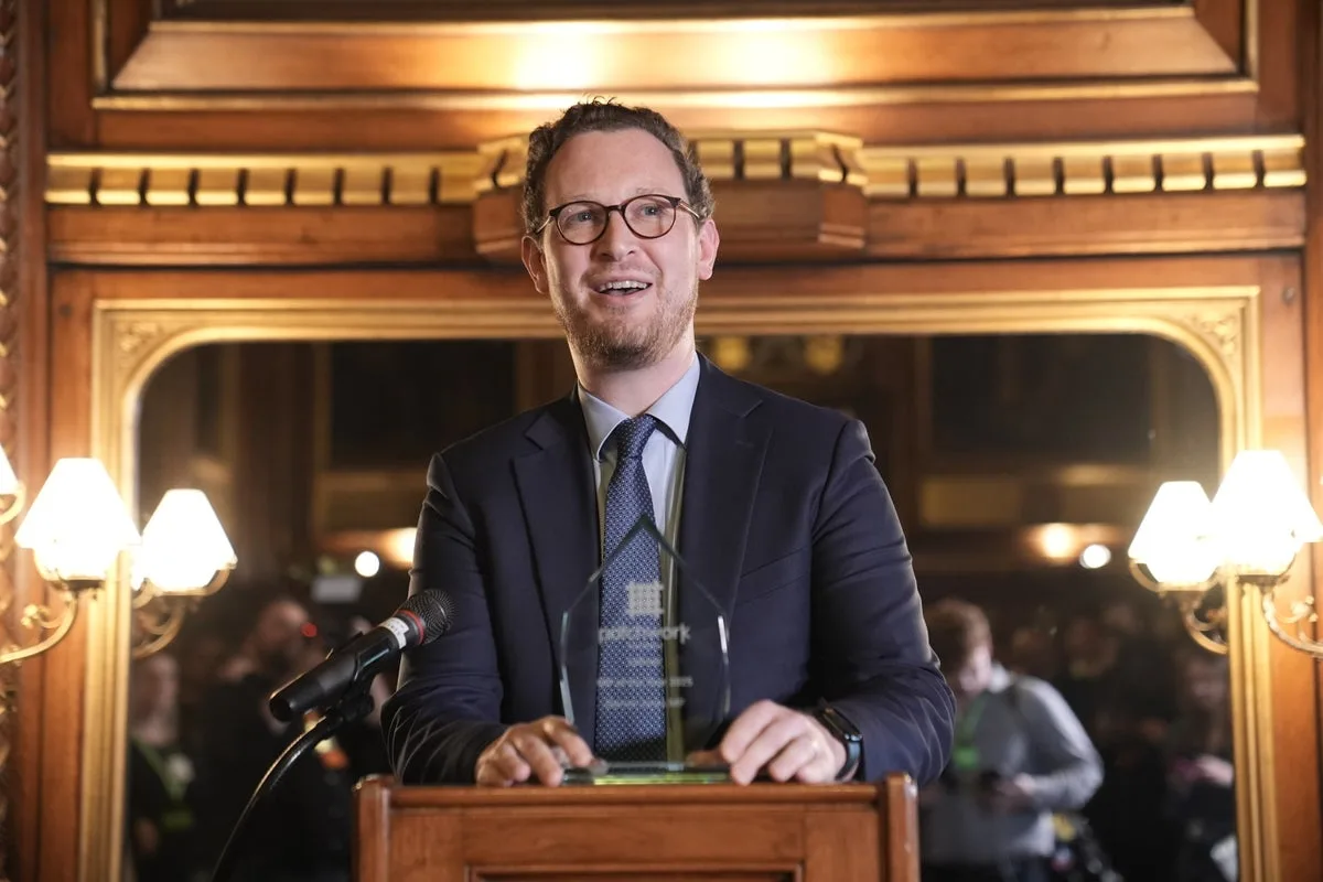 Darren Jones Denies Labour Leadership Bid Amid Starmer Succession Speculation