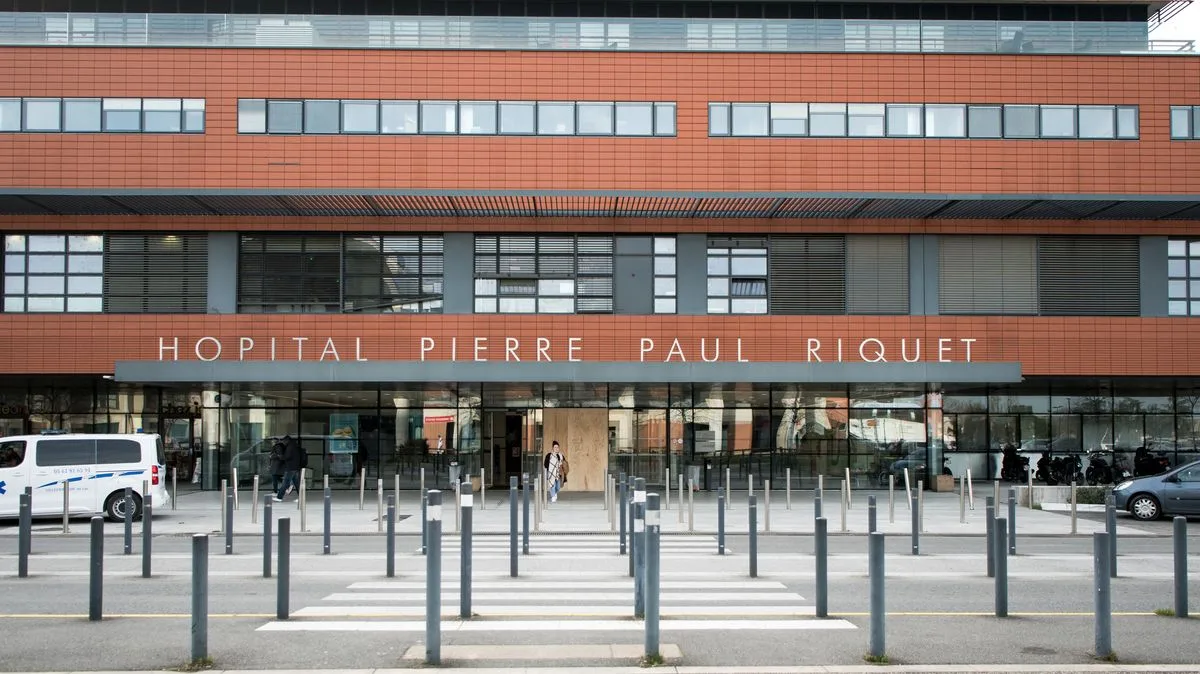 Woman Brings Dead Baby in Backpack to French Hospital