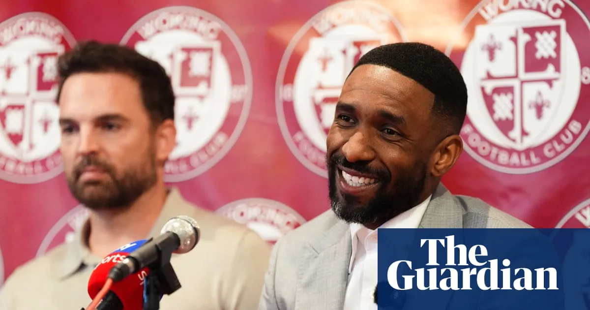 Defoe Starts Management Journey At Woking In National League