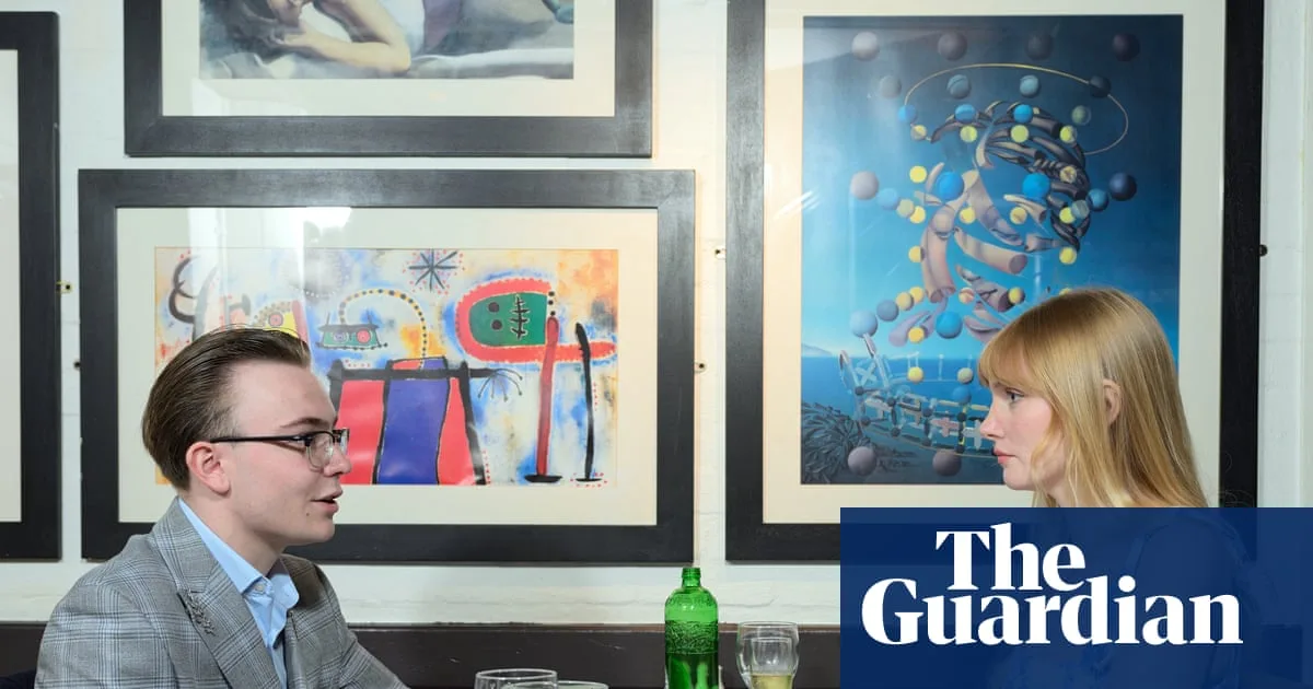 Dining Across the Divide: Monarchy and Flag Debates