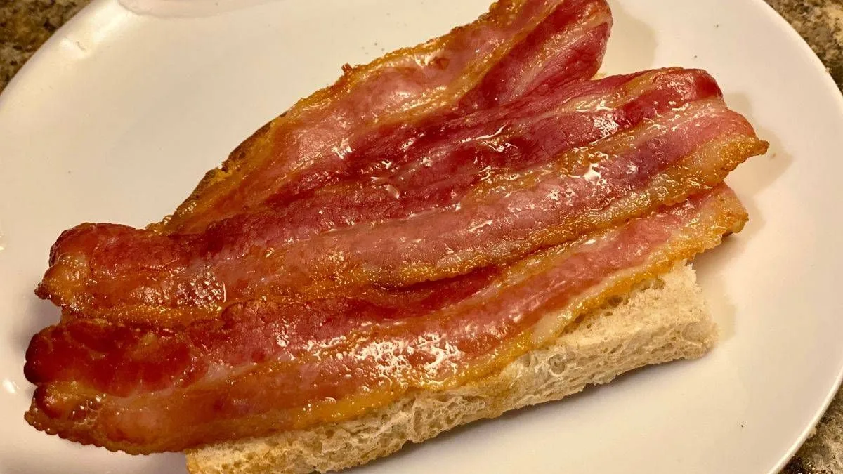 Oven Beats Air Fryer and Frying Pan for Perfect Crispy Bacon, Test Finds