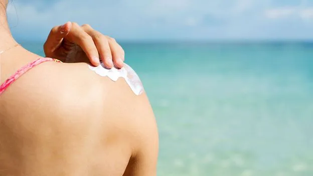 Doctor Warns of Toxic Ingredients in Sunscreens