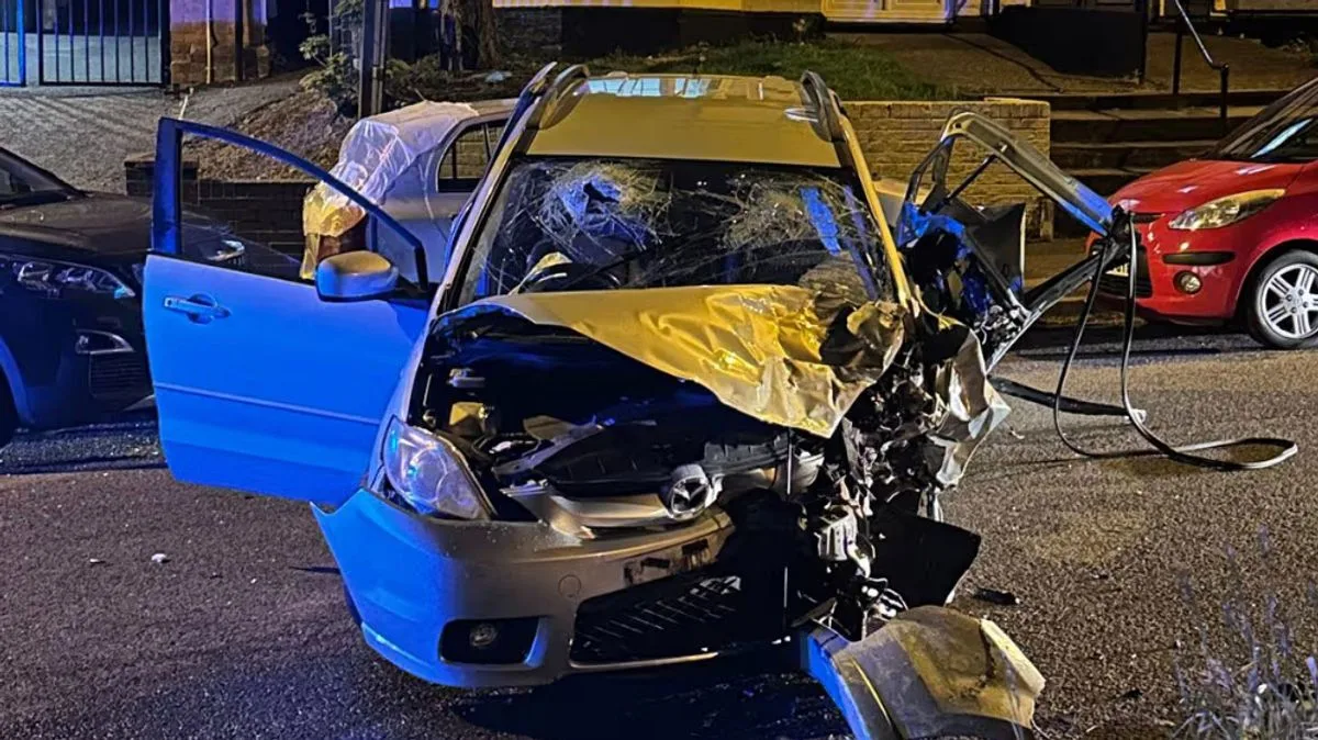 Driver Rams Cars in Birmingham, Flees on Foot