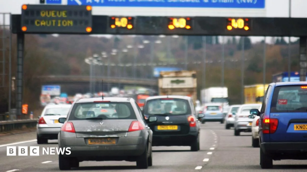 Drivers Face £100 Fines for Ignoring Smart Motorway Lane Closures