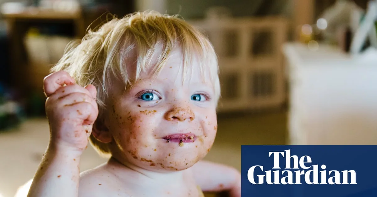 Dump Dinner Trend Sees Spaghetti Served Directly on Tables
