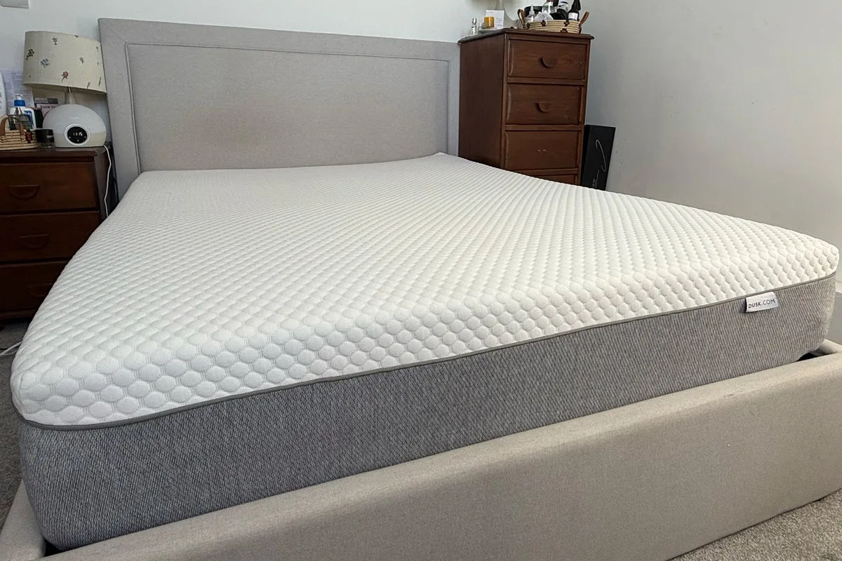 Dusk 300 Hybrid Mattress: Two-Year Test Reveals Surprising Durability