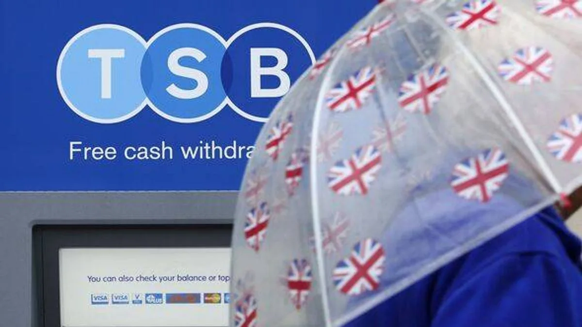 TSB Warns of Surge in Driving Lesson Scams Targeting Learner Drivers