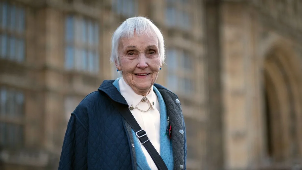 DWP Minister Urged to End Frozen Pensions for 500,000 Brits Abroad