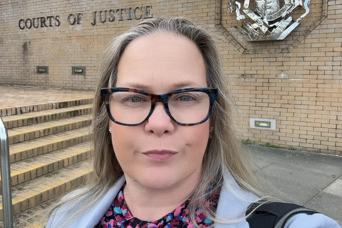 DWP Worker Wins £17k Over Stephen Hawking Comment