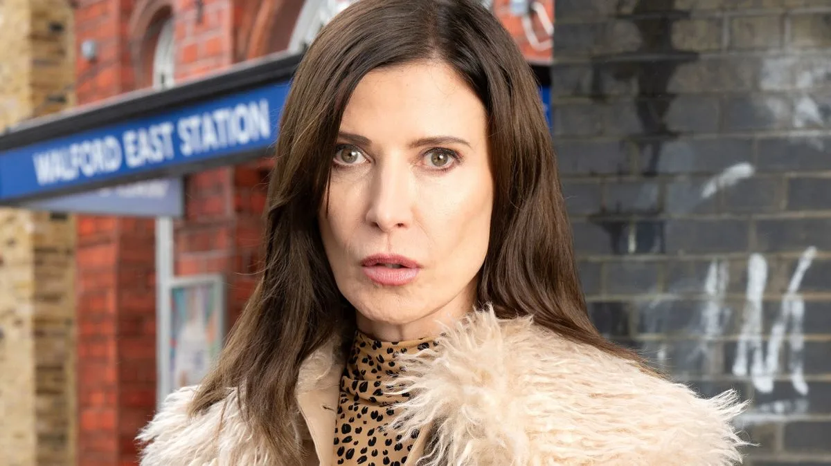 EastEnders' Bea Targets New Character as Fans Suspect Sinister Plan