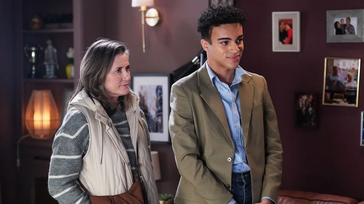 EastEnders fans 'work out' Josh's secret amid eerie parallels to dad Anthony