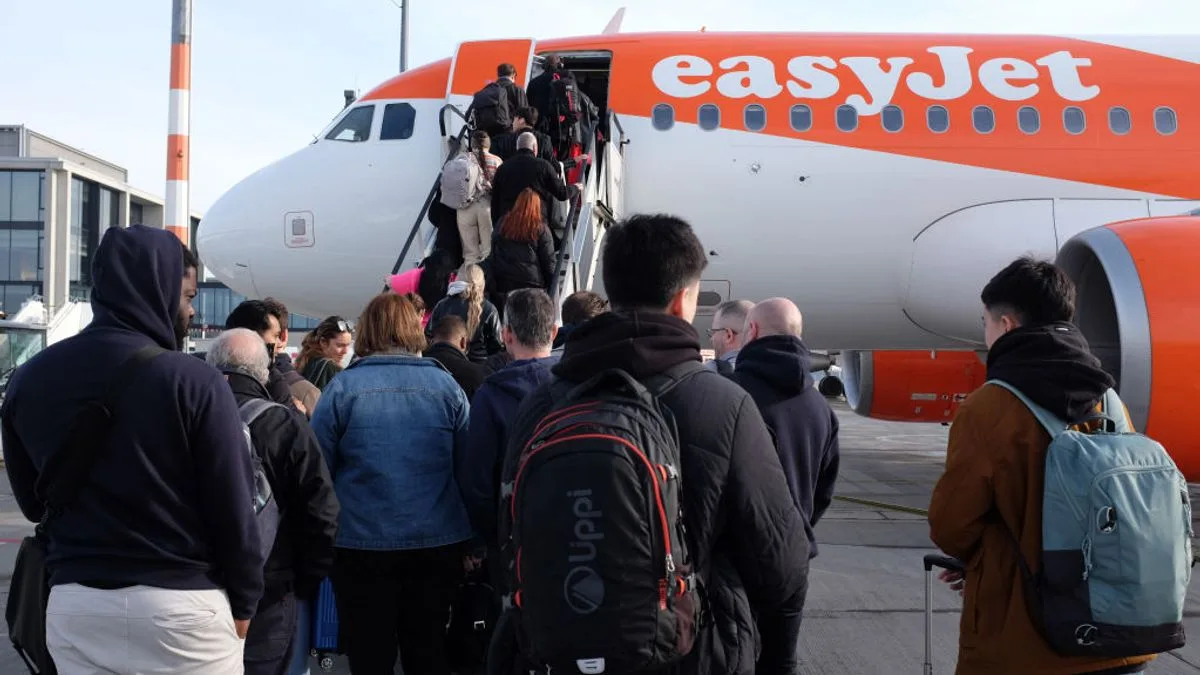 EasyJet Allows Free Extra Bag for Passengers with Medical Conditions